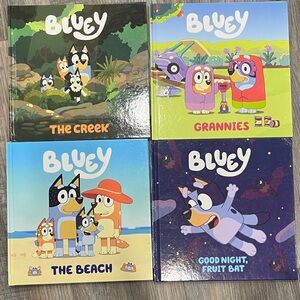 4 Bluey Hardcover books.